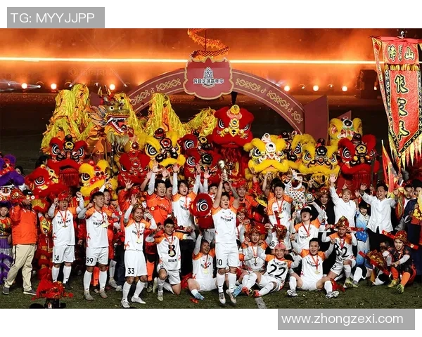 足球明星在抖音上分享训练日常与精彩瞬间引发粉丝热议与互动